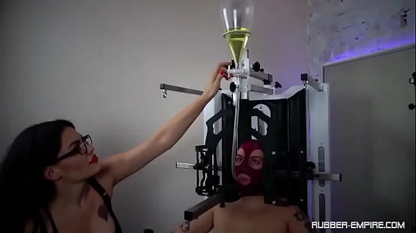 Slavegirl must swallow Mistress Piss